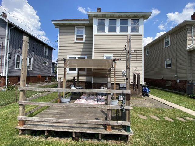 1938 Wespark Avenue, Whiting, IN 46394