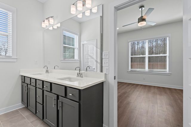 27 ROSE BUSH ST, Munford, TN 38058