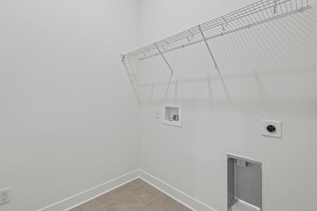 27 ROSE BUSH ST, Munford, TN 38058