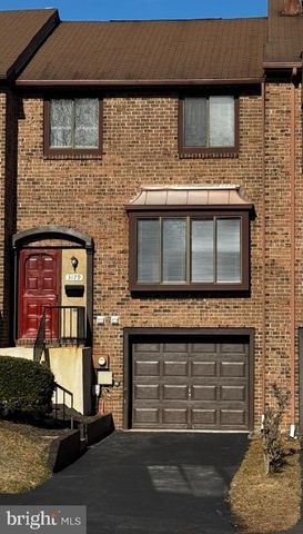 3179 BURNLEY PL, Holland, PA 18966