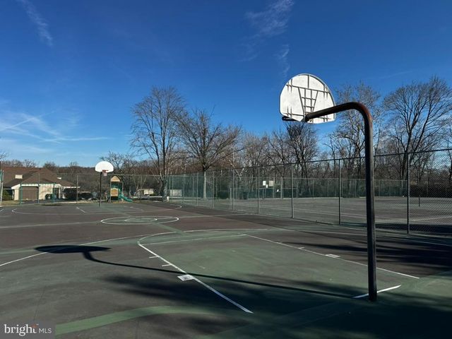 3179 BURNLEY PL, Holland, PA 18966