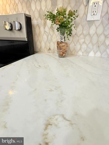 3179 BURNLEY PL, Holland, PA 18966