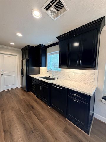 2506 Northern Drive, League City, TX 77573