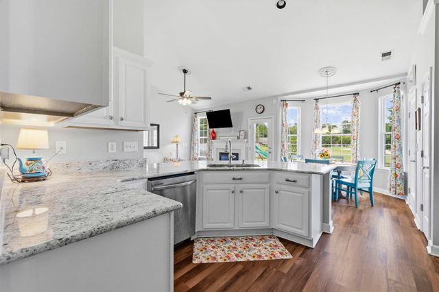622 Vermillion Dr., Little River, SC 29566