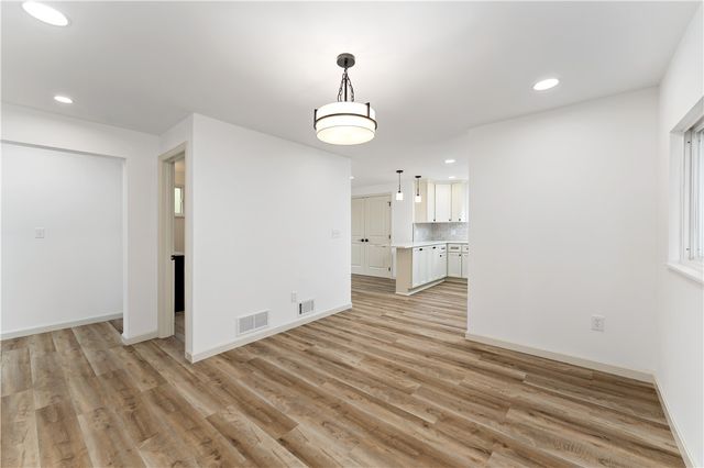 95 Southern Ave, Mt Washington, PA 15211