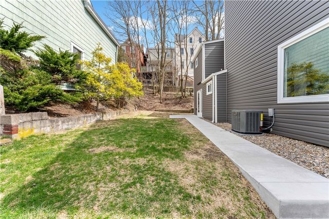 95 Southern Ave, Mt Washington, PA 15211