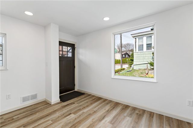 95 Southern Ave, Mt Washington, PA 15211