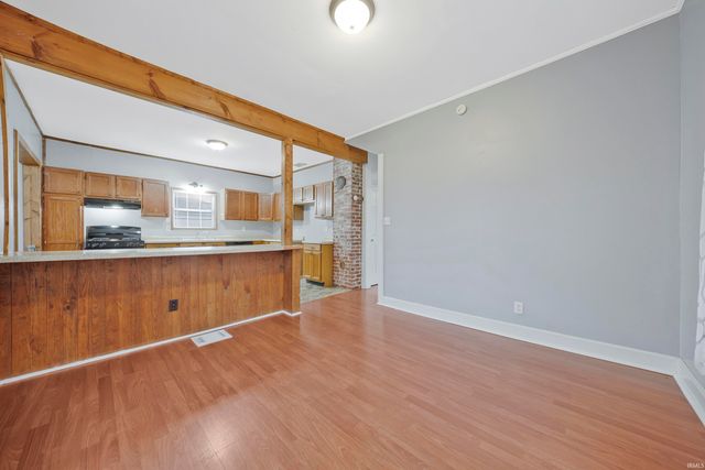829 Lohoff Avenue, Evansville, IN 47710