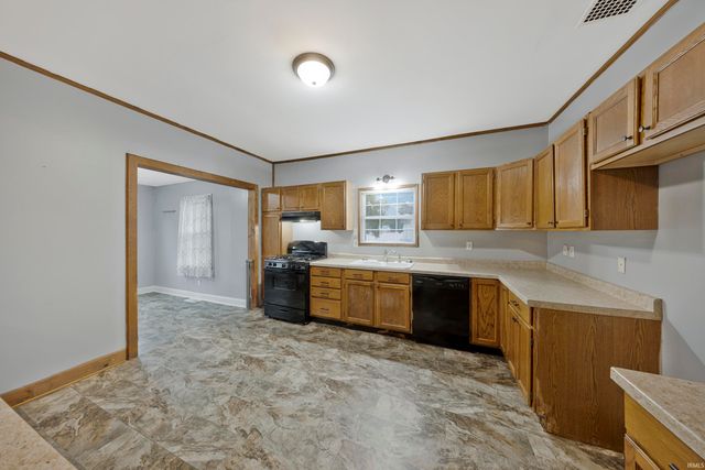 829 Lohoff Avenue, Evansville, IN 47710