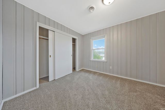 829 Lohoff Avenue, Evansville, IN 47710