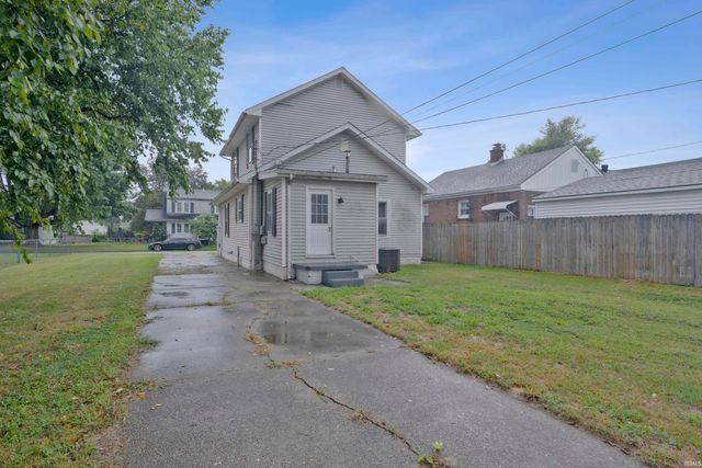 829 Lohoff Avenue, Evansville, IN 47710