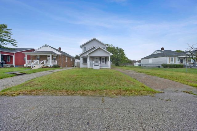829 Lohoff Avenue, Evansville, IN 47710
