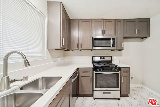 3652 Carmona Avenue 7, Los Angeles, CA 90016