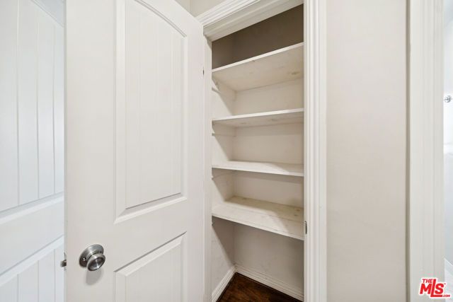 3652 Carmona Avenue 7, Los Angeles, CA 90016