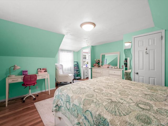 36 Francis Terrace, Glen Cove, NY 11542