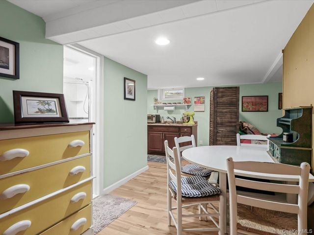 36 Francis Terrace, Glen Cove, NY 11542