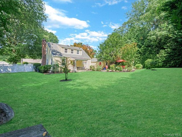 36 Francis Terrace, Glen Cove, NY 11542