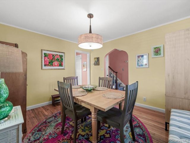 36 Francis Terrace, Glen Cove, NY 11542