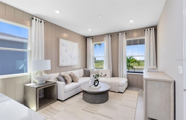 37821 CLINCH CIRCLE, Zephyrhills, FL 33540