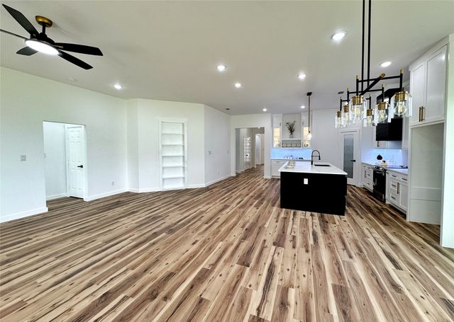 8808 US HWY 69, Lone Oak, TX 75453