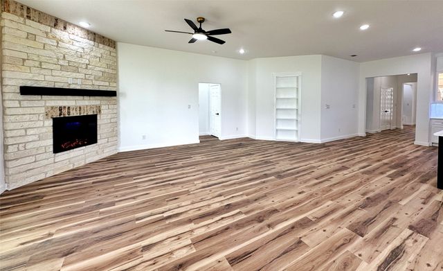 8808 US HWY 69, Lone Oak, TX 75453