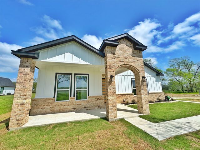 8808 US HWY 69, Lone Oak, TX 75453