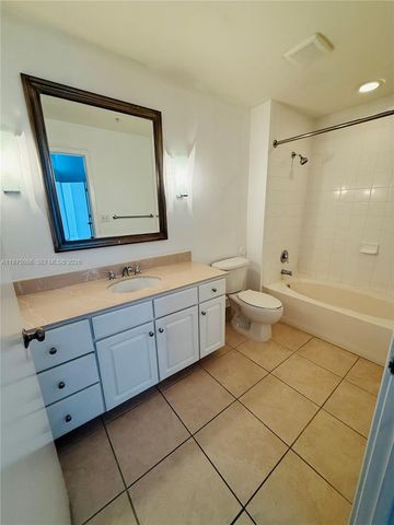 2001 Biscayne Blvd 2402, Miami, FL 33137