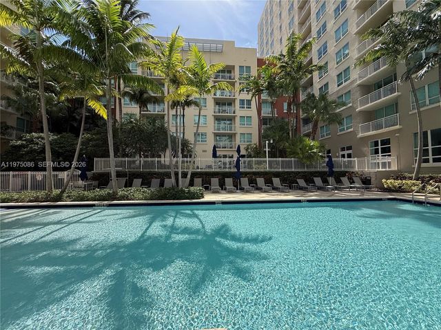 2001 Biscayne Blvd 2402, Miami, FL 33137