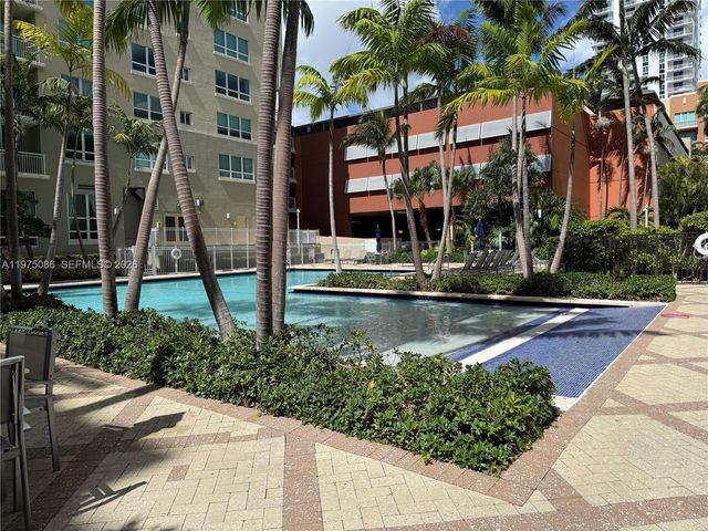 2001 Biscayne Blvd 2402, Miami, FL 33137