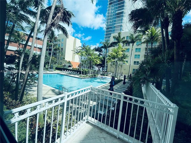 2001 Biscayne Blvd 2402, Miami, FL 33137