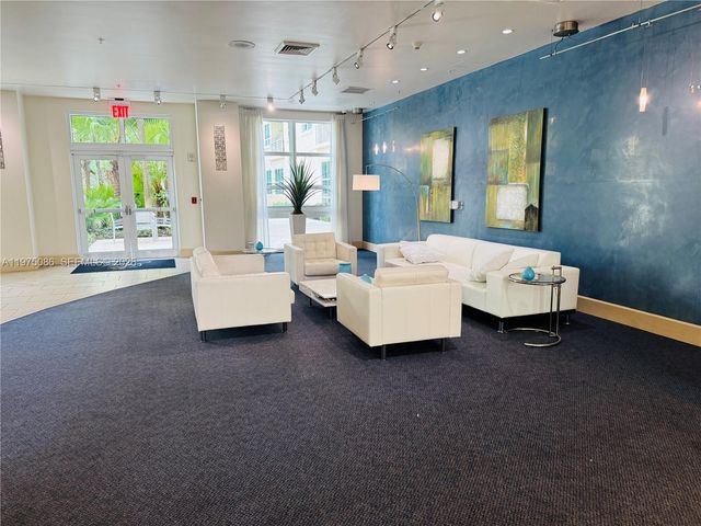 2001 Biscayne Blvd 2402, Miami, FL 33137