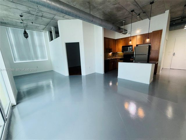 2001 Biscayne Blvd 2402, Miami, FL 33137