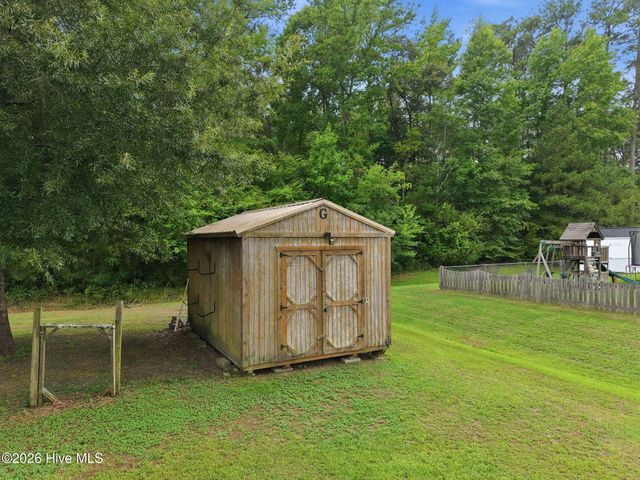 3298 Bessemer Drive, Greenville, NC 27858