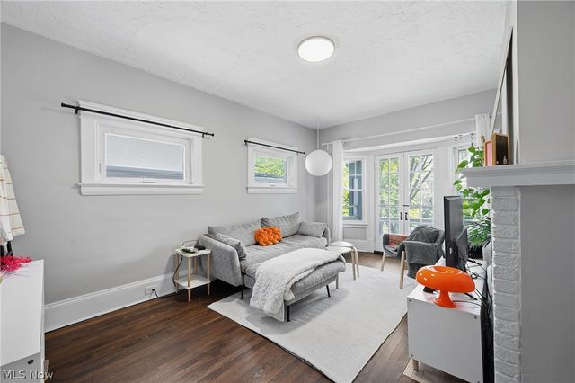 2280 Bellfield Avenue 3, Cleveland Heights, OH 44106