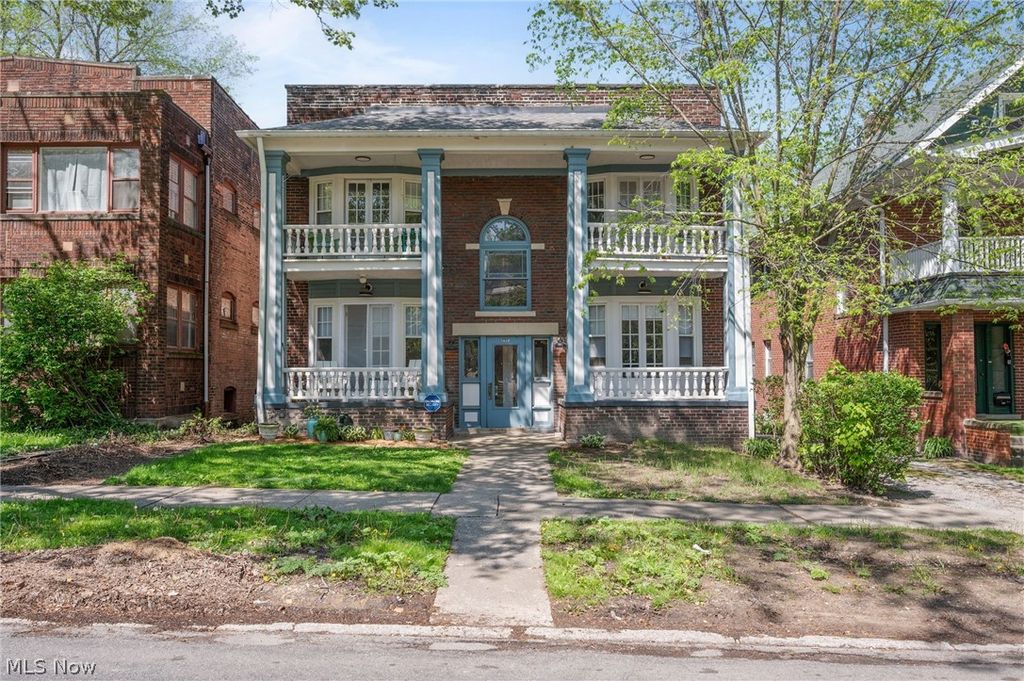 2280 Bellfield Avenue 3, Cleveland Heights, OH 44106