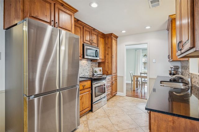 748 James Drive, Richardson, TX 75080