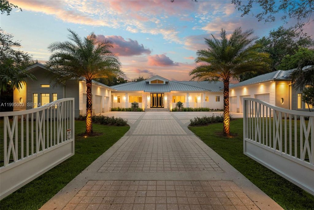 7900 SW 118th Street, Pinecrest, FL 33156