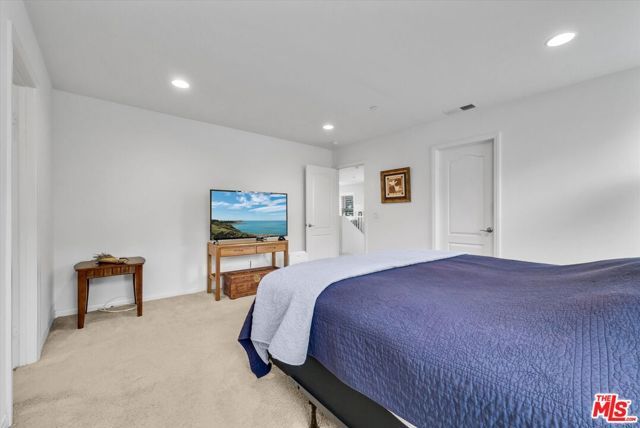 15686 Slowik Court, Fontana, CA 92336