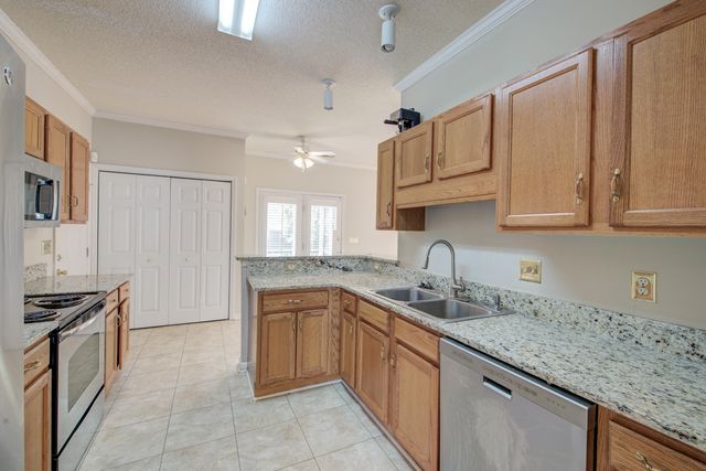 113 Britton Lane, North Charleston, SC 29418