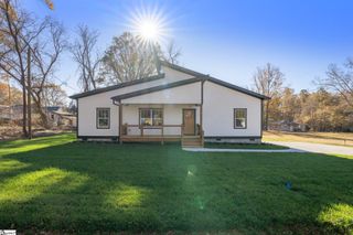 225 Cedar Street, Woodruff, SC 29388
