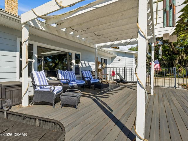 428 N Riverside Drive, Edgewater, FL 32132