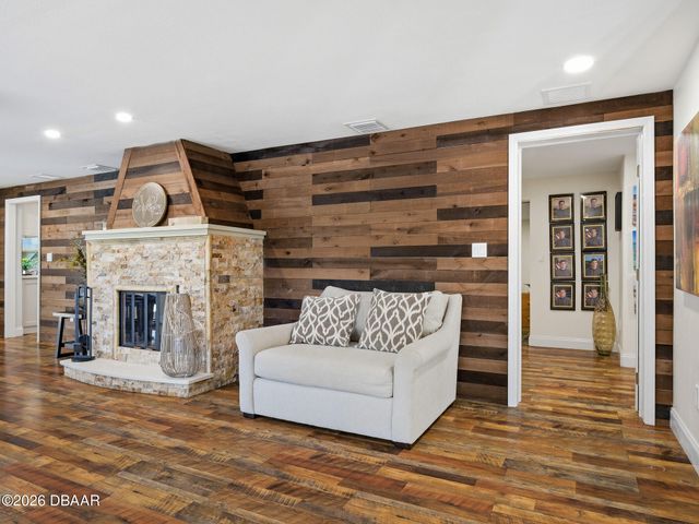 428 N Riverside Drive, Edgewater, FL 32132