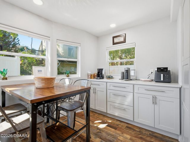 428 N Riverside Drive, Edgewater, FL 32132