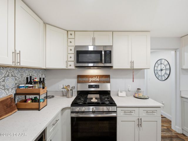 428 N Riverside Drive, Edgewater, FL 32132