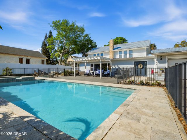 428 N Riverside Drive, Edgewater, FL 32132