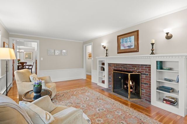27 Colrain Rd, Topsfield, MA 01983