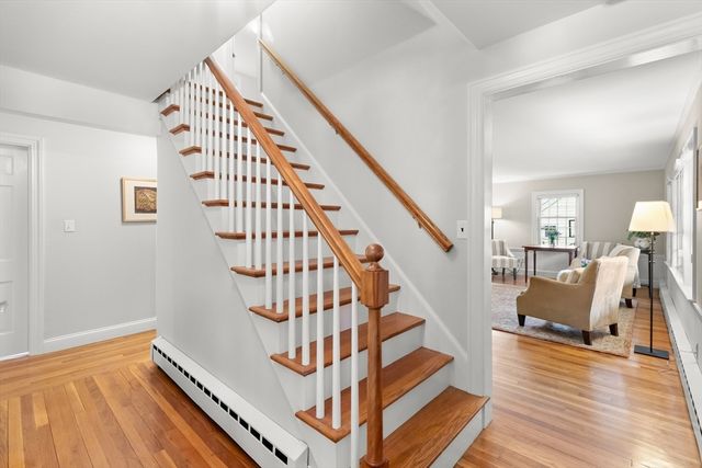 27 Colrain Rd, Topsfield, MA 01983