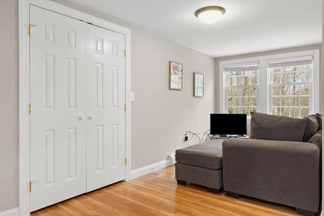 27 Colrain Rd, Topsfield, MA 01983