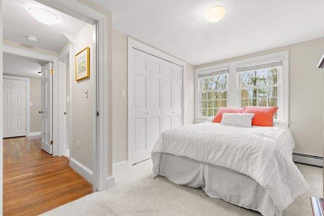 27 Colrain Rd, Topsfield, MA 01983