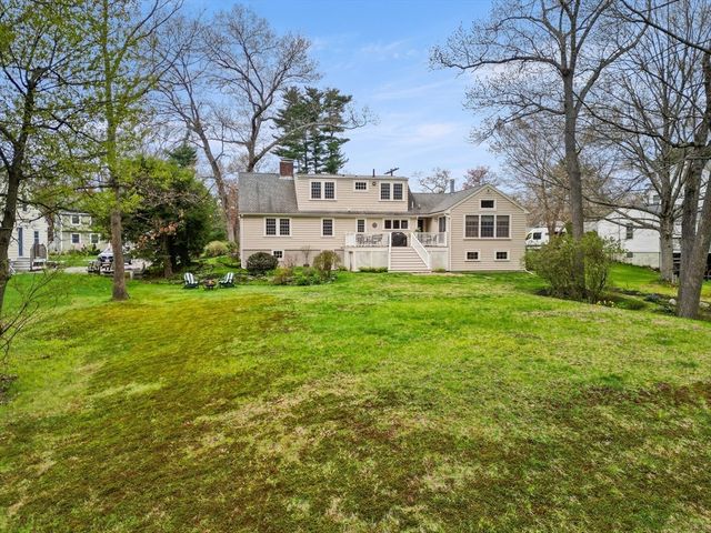 27 Colrain Rd, Topsfield, MA 01983